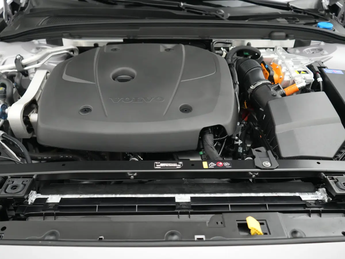 T8 Recharge AWD Plus Dark | 455pk | Head-Up | 360° | Panoramadak | Harman/Kardon | Sportstoel | Nappa | Trekhaak