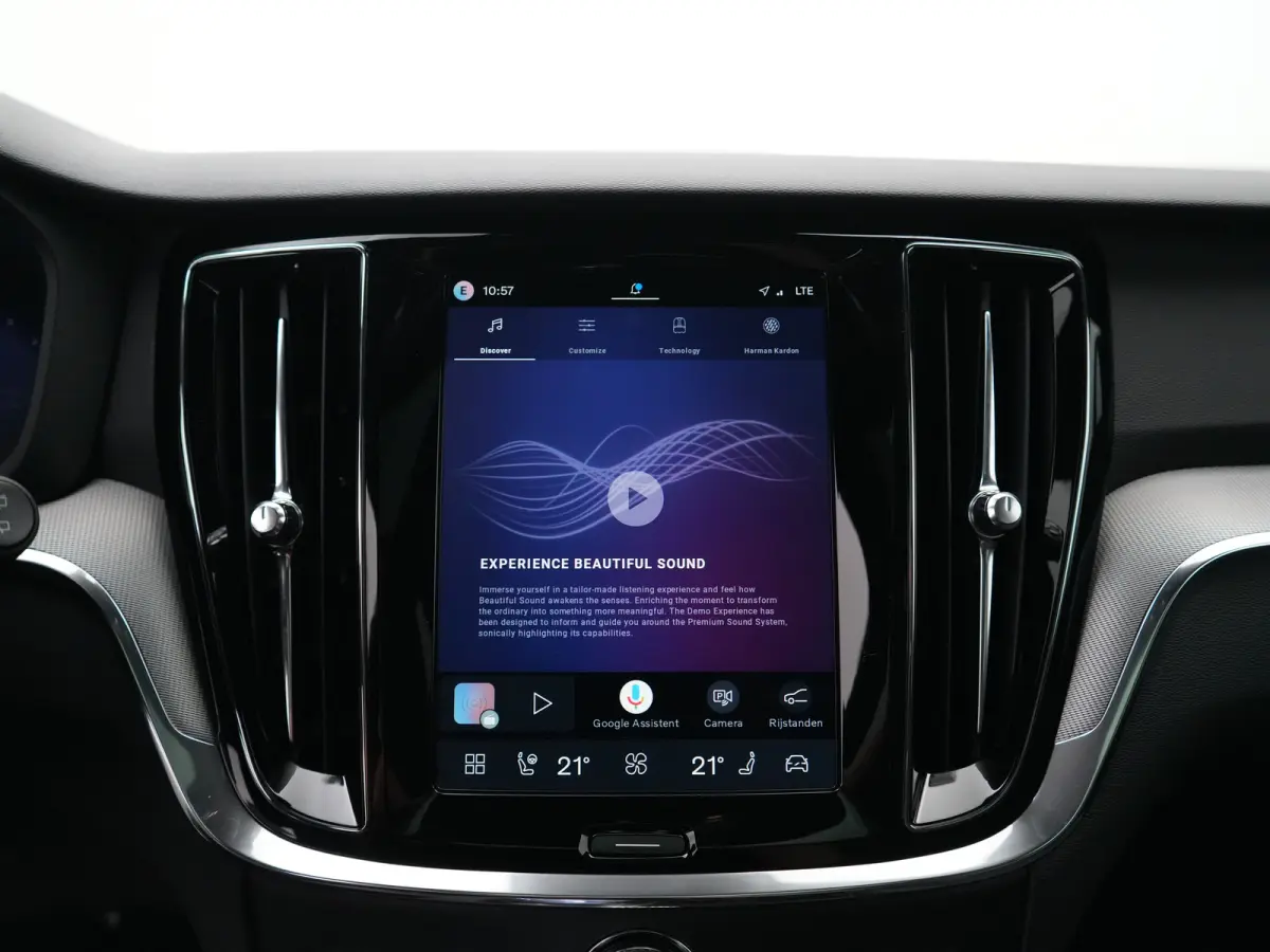 T8 Recharge AWD Plus Dark | 455pk | Head-Up | 360° | Panoramadak | Harman/Kardon | Sportstoel | Nappa | Trekhaak