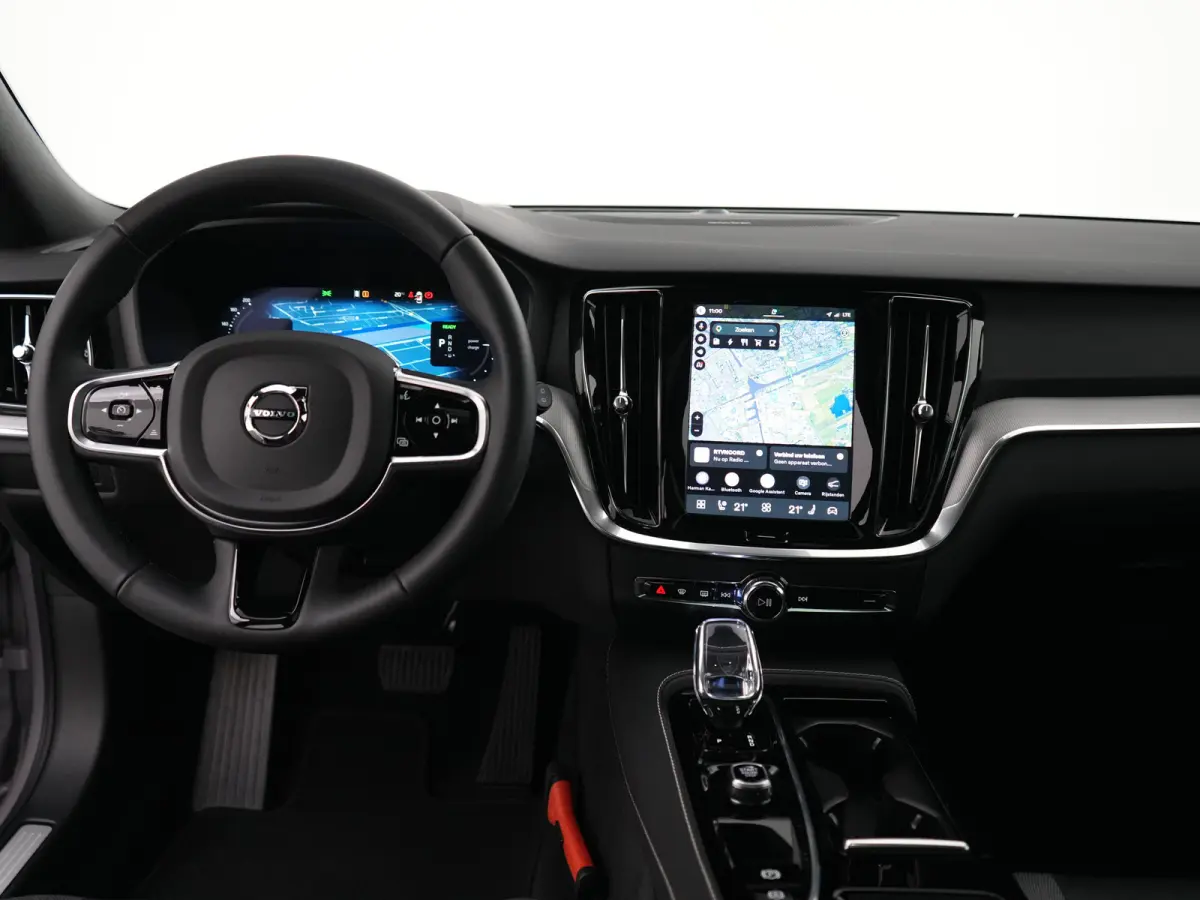 T8 Recharge AWD Plus Dark | 455pk | Head-Up | 360° | Panoramadak | Harman/Kardon | Sportstoel | Nappa | Trekhaak