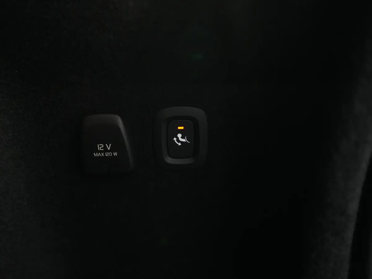 T8 Recharge AWD Plus Dark | 455pk | Head-Up | 360° | Panoramadak | Harman/Kardon | Sportstoel | Nappa | Trekhaak