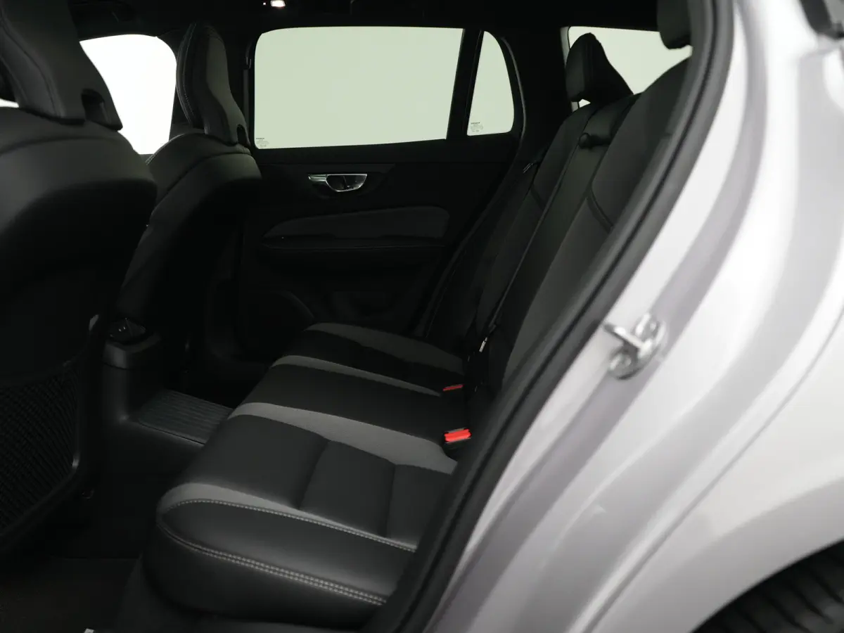 T8 Recharge AWD Plus Dark | 455pk | Head-Up | 360° | Panoramadak | Harman/Kardon | Sportstoel | Nappa | Trekhaak