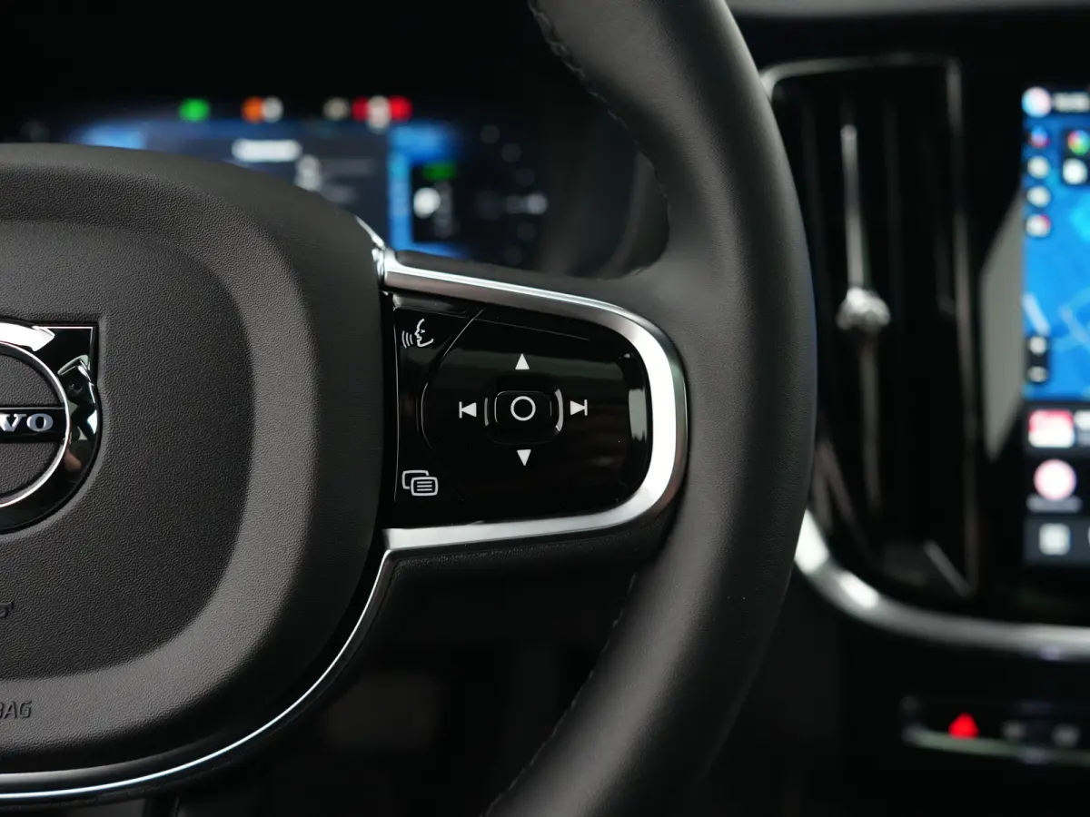 T8 Recharge AWD Plus Dark | 455pk | Head-Up | 360° | Panoramadak | Harman/Kardon | Sportstoel | Nappa | Trekhaak