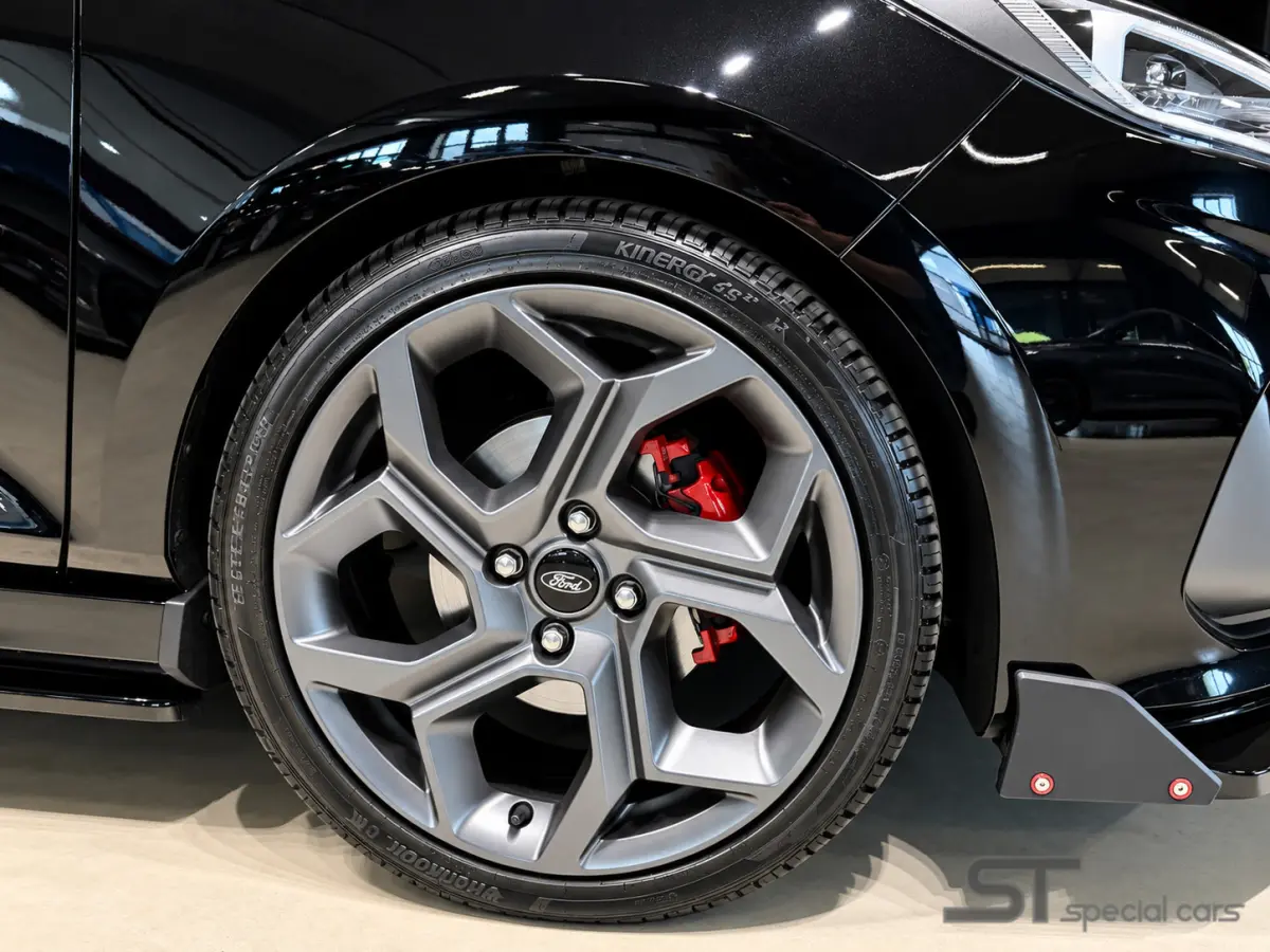 1.5 Ecoboost ST-X|Performance & Winter Pack|Maxton