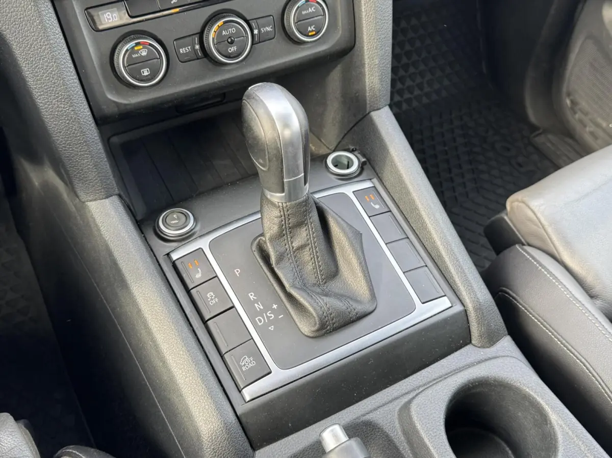 3.0 TDI V6 4Motion Highline 3500kg Camera/Leder/Xenon/Camera/Carplay