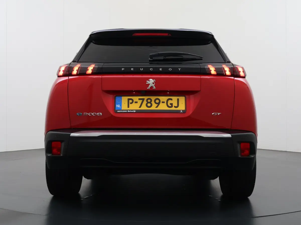 GT Pack 50 kWh | Accu 93% | Navigatie | Camera achter | Parkeerhulp rondom | Alcantara bekleding | Cruise control adaptief | 18 inch lichtmetalen velgen | Apple Carplay en Android auto