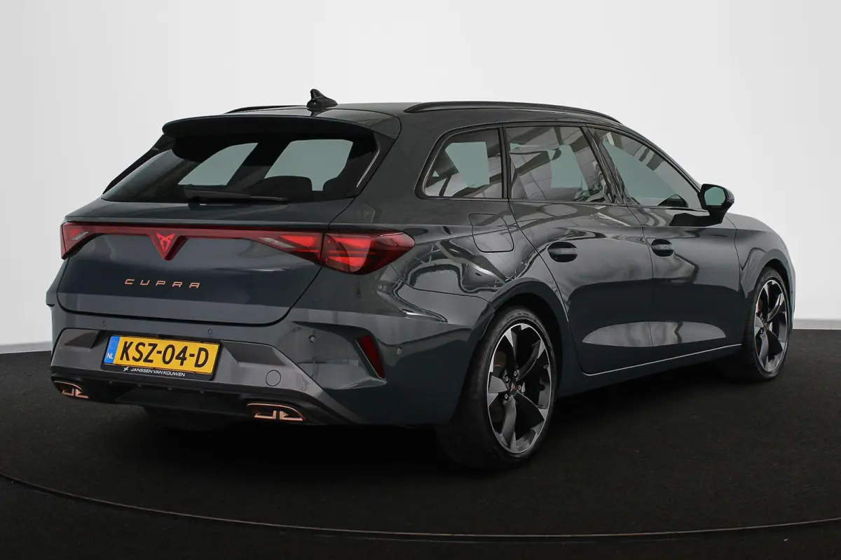 1.5 TSI e-Hybrid Business Stoelverwarming Camera Elektrische Achterklep