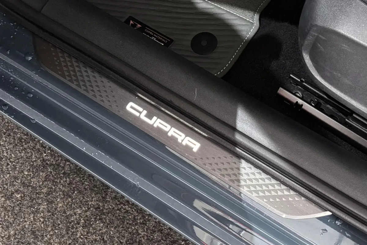 1.5 TSI e-Hybrid Business Stoelverwarming Camera Elektrische Achterklep