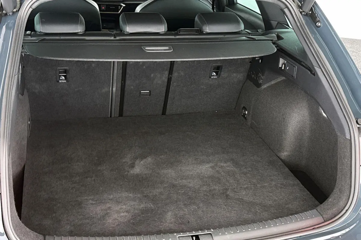 1.5 TSI e-Hybrid Business Stoelverwarming Camera Elektrische Achterklep