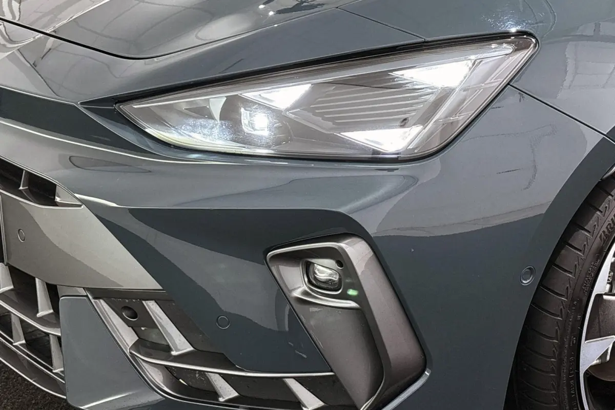1.5 TSI e-Hybrid Business Stoelverwarming Camera Elektrische Achterklep