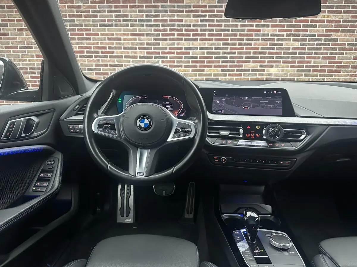 118i Executive Edition M-pakket| Virtual