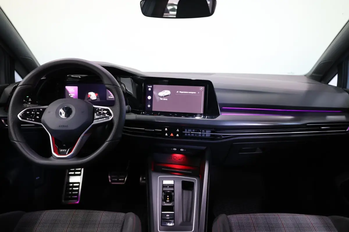 2.0 TSI GTI 245+PK LED+IQ/PANO/HALF ALCANTARA+S.VERWARMING/19"/CAM/LINE/ACC/ECC/12 MND GARANTIE!