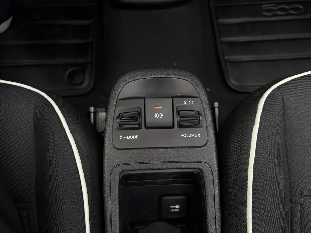 42 kwh 120 pk | SOH 92,5% | Stoelverwarming | Apple Carplay | Cruise control |