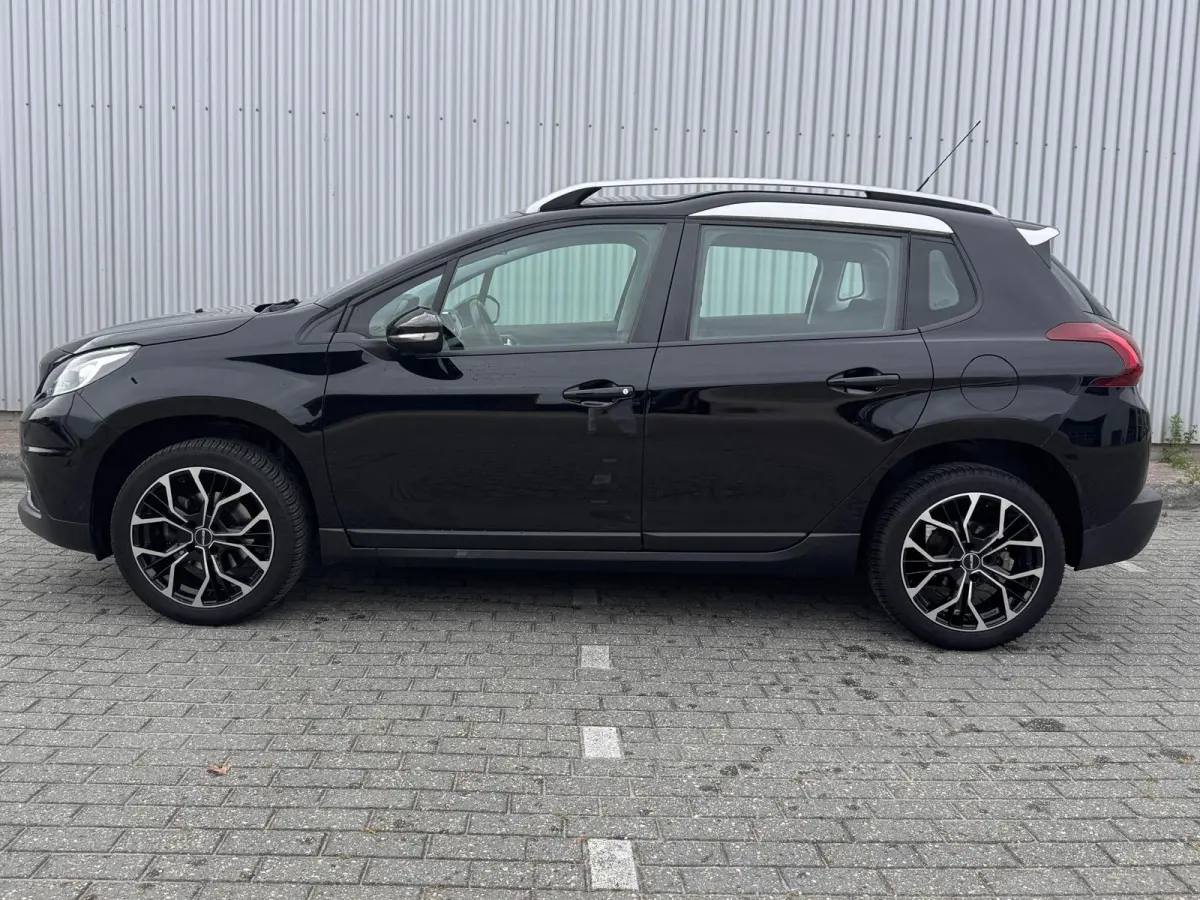 1.2 110PK | Trekhaak | Navigatie | Cruise Control | Bluetooth | Licht Metaal | | Dakrails | Parkeersensor achter | Stuurbekrachtiging