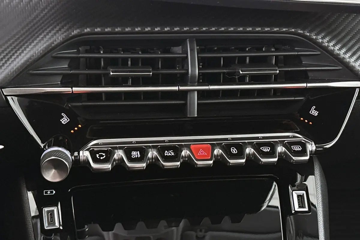 1.2 PureTech Allure Pack Automaat Stoelverwarming Camera Apple CarPlay