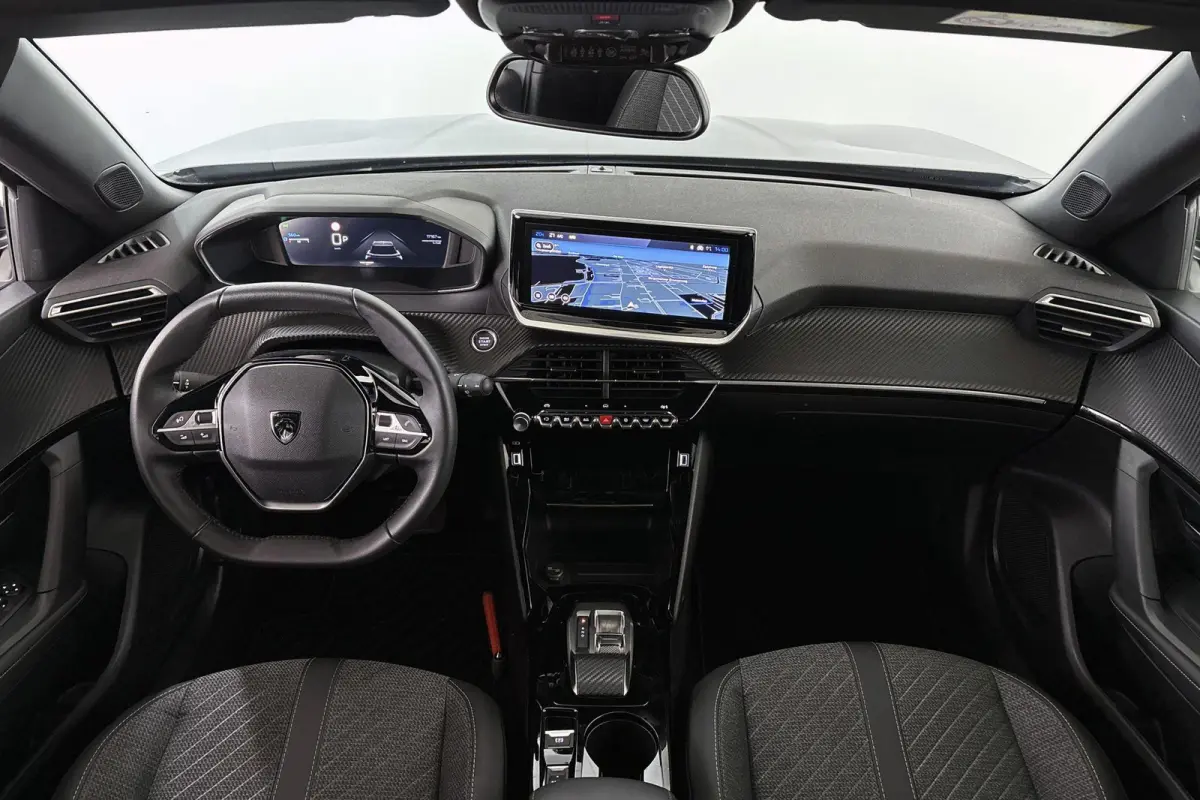 1.2 Hybrid 145 Allure Keyless 360 Camera Dodehoek