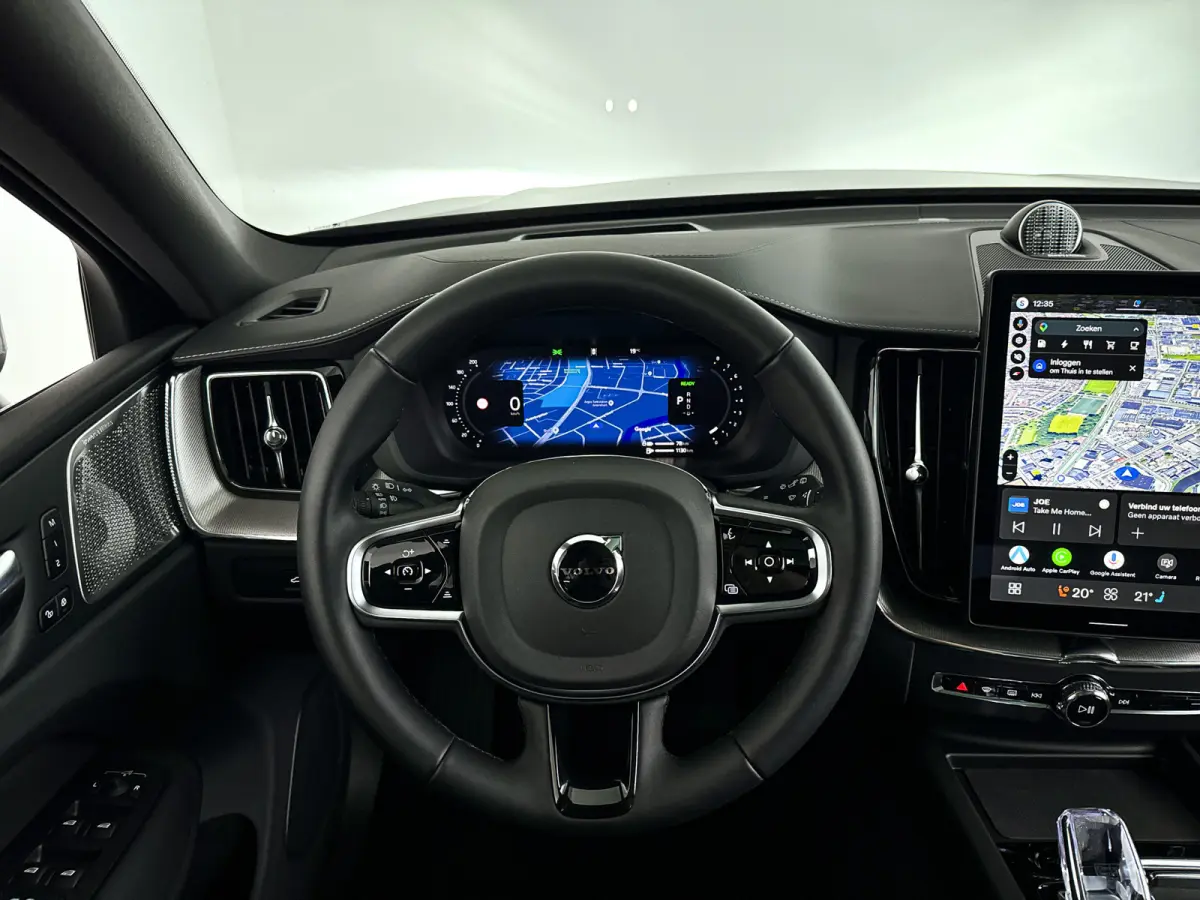 T8 Plug-in hybrid AWD Ultra Bright Exec. Ed. | Panoramadak | 360° camera | Bowers & Wilkins | Luchtvering | Head-up display | Stoelventilatie | Stoel- en Stuurverwarming