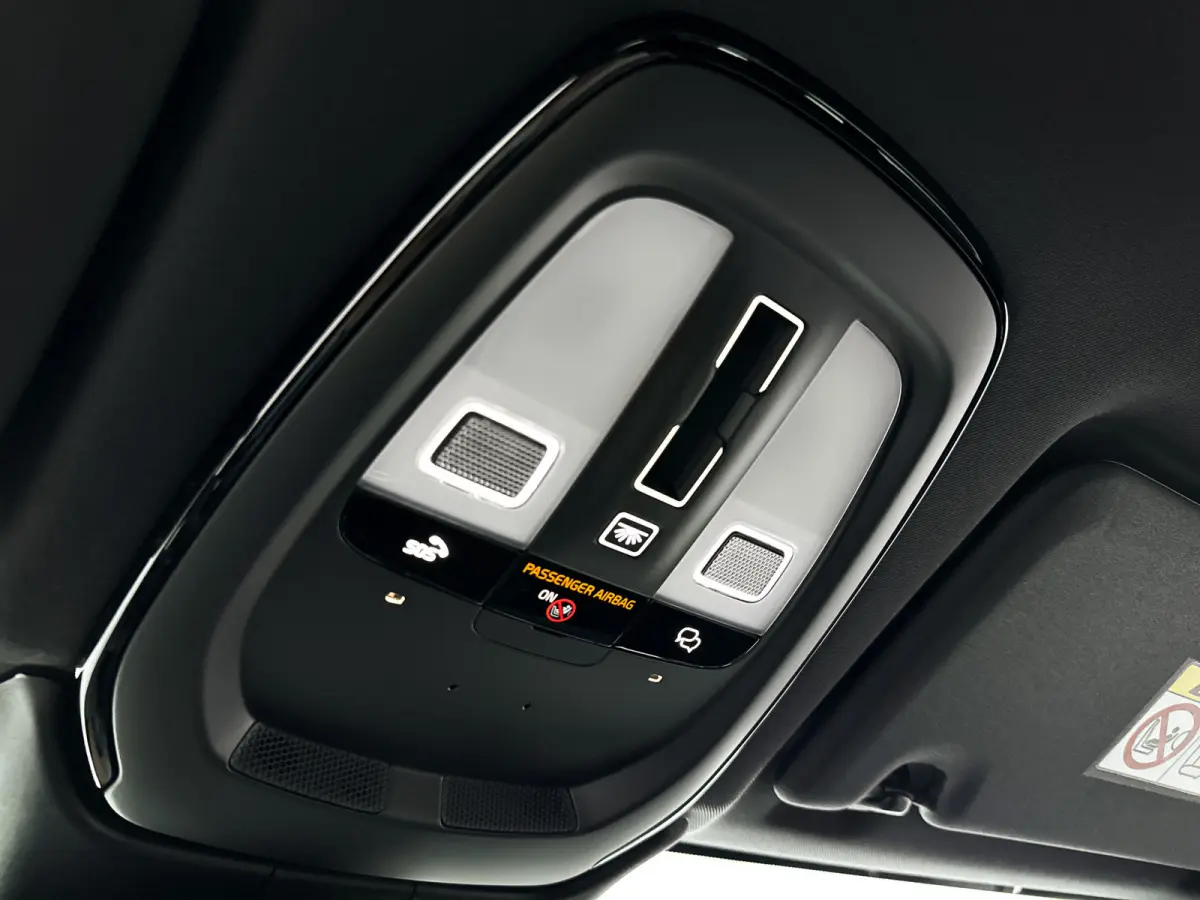 T8 Plug-in hybrid AWD Ultra Bright Exec. Ed. | Panoramadak | 360° camera | Bowers & Wilkins | Luchtvering | Head-up display | Stoelventilatie | Stoel- en Stuurverwarming