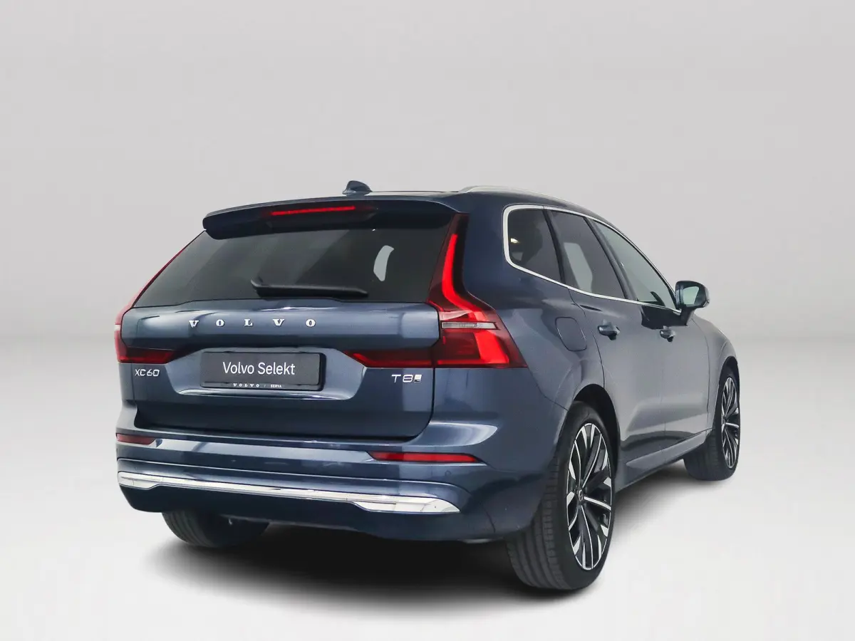 T8 Plug-in hybrid AWD Ultra Bright Exec. Ed. | Panoramadak | 360° camera | Bowers & Wilkins | Luchtvering | Head-up display | Stoelventilatie | Stoel- en Stuurverwarming