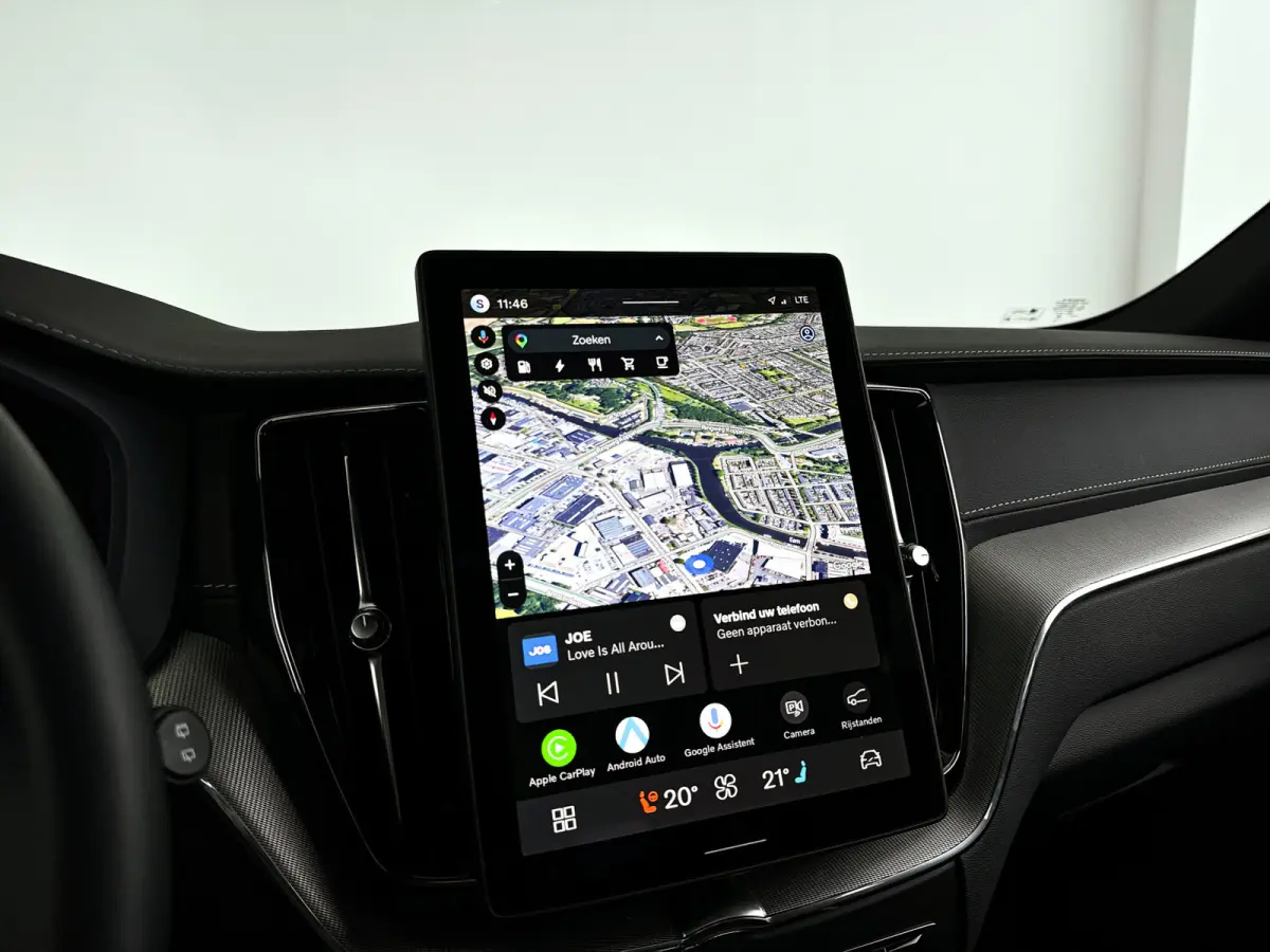 T8 Plug-in hybrid AWD Ultra Bright Exec. Ed. | Panoramadak | 360° camera | Bowers & Wilkins | Luchtvering | Head-up display | Stoelventilatie | Stoel- en Stuurverwarming