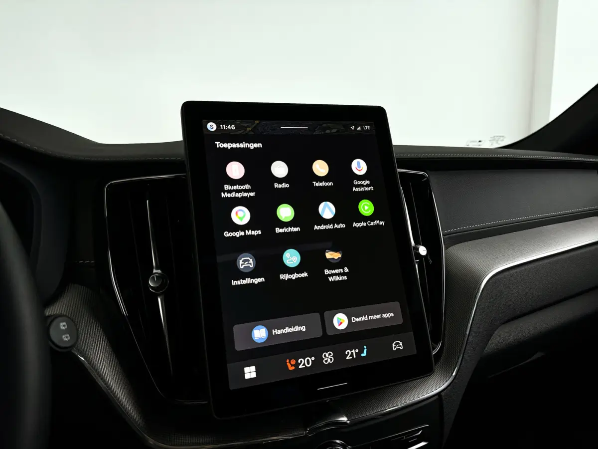 T8 Plug-in hybrid AWD Ultra Bright Exec. Ed. | Panoramadak | 360° camera | Bowers & Wilkins | Luchtvering | Head-up display | Stoelventilatie | Stoel- en Stuurverwarming