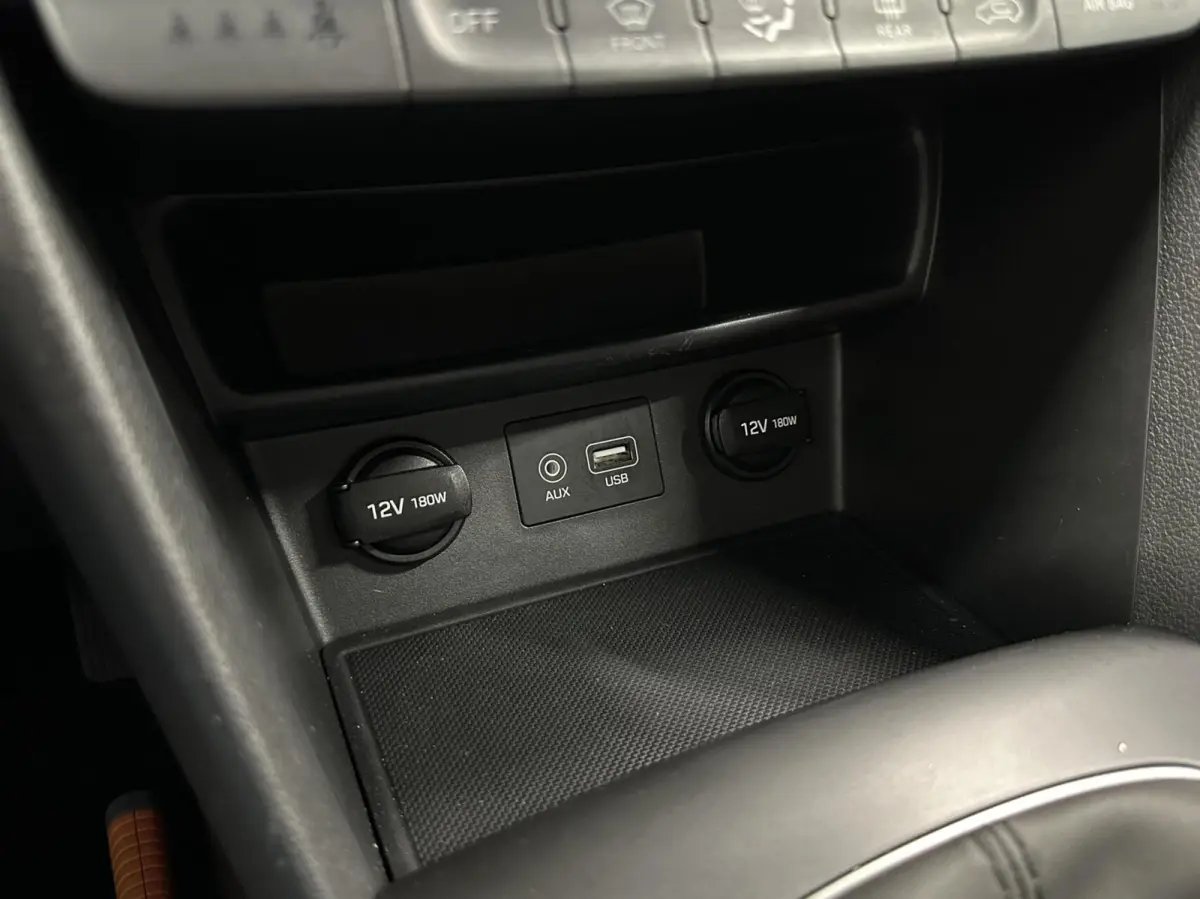 1.0T Essence CAMERA CARPLAY ECC CRUISE LM.