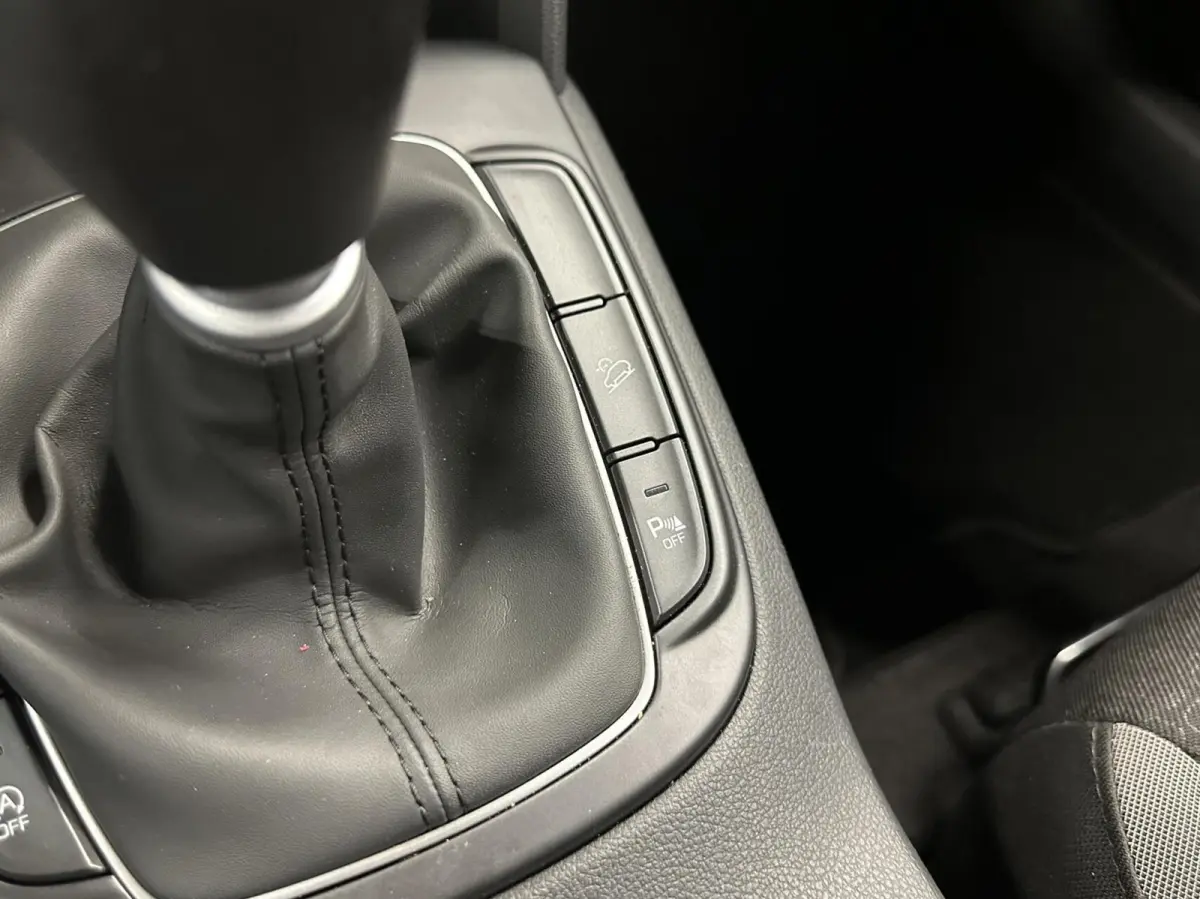 1.0T Essence CAMERA CARPLAY ECC CRUISE LM.