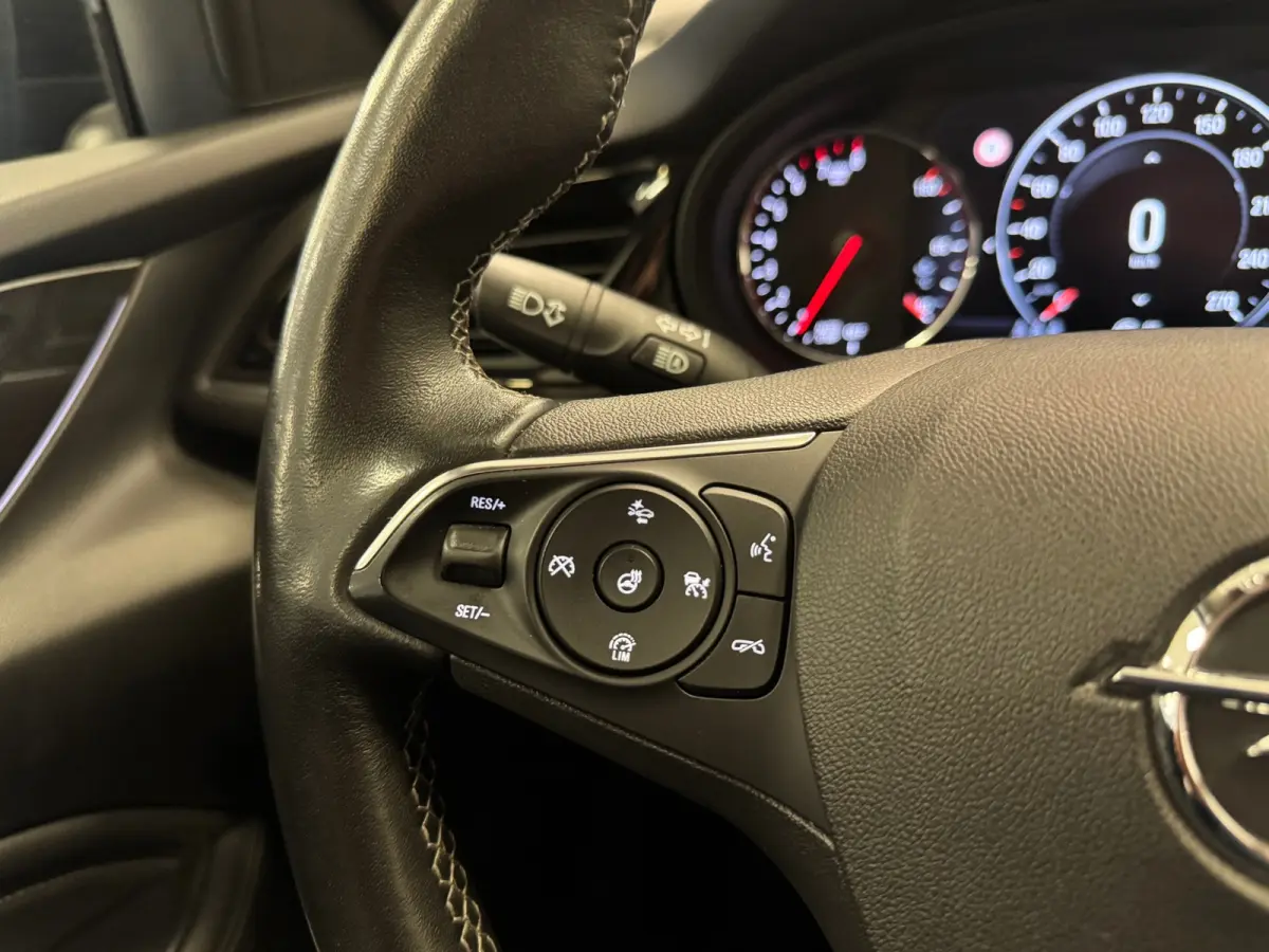 1.5 Turbo Innovation PDC V+A Navi clima Cruise Carplay Stoel/Stuur verwarming
