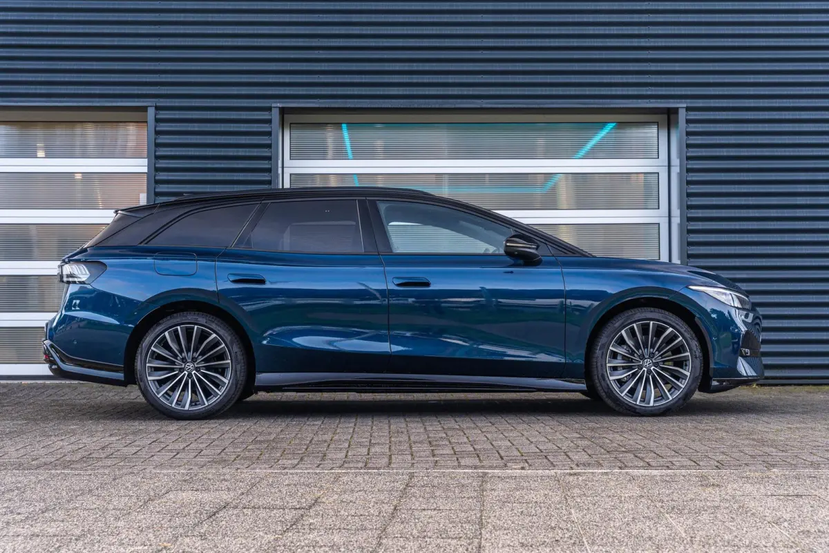204pk Limited Edition Plus 59 kWh | Trekhaak | Exterieur Pakket Plus