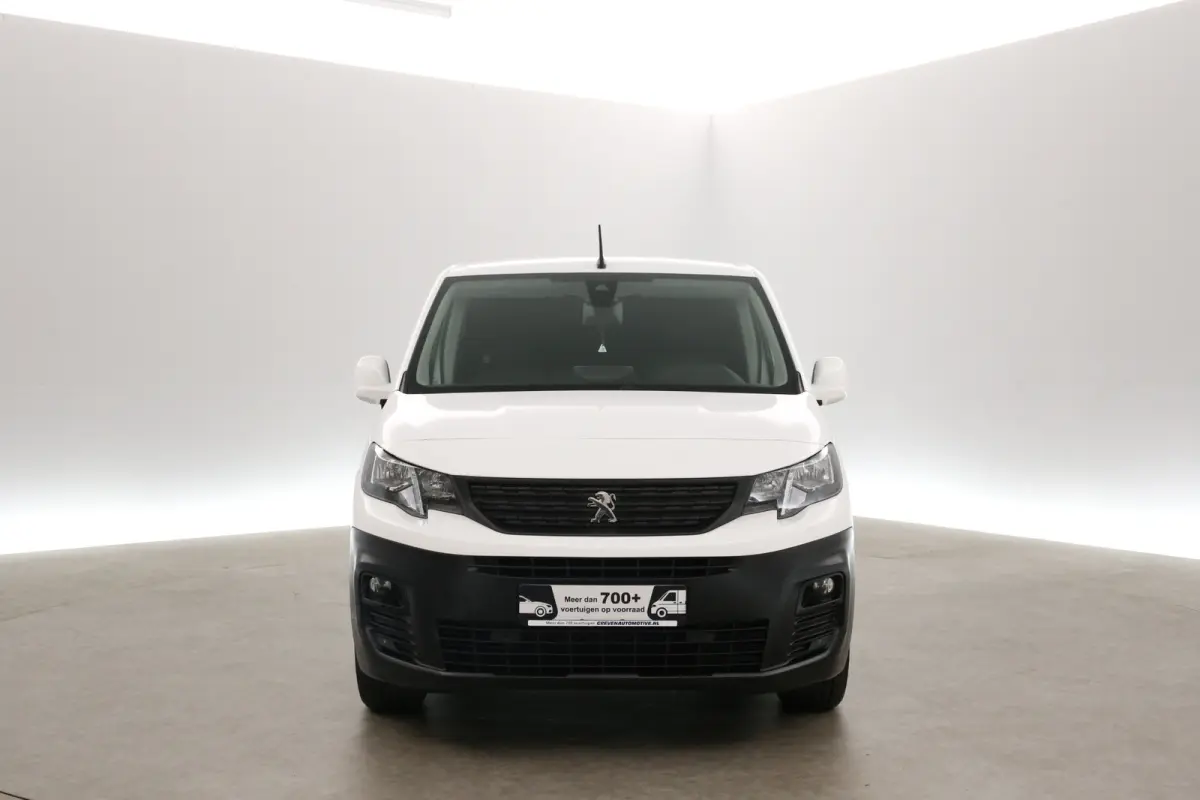 1.5 BlueHDI 131PK EAT8 | Automaat | Clima | Cruise | Camera | 3 Zits | Carplay | Trekhaak