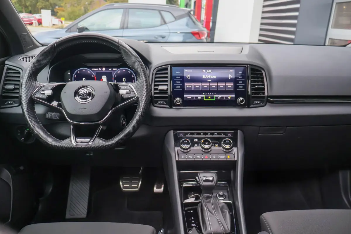 1.5 TSI 150pk DSG ACT Sportline Business | Panoramadak | Trekhaak | All Seasonbanden  | Stoelverwarming | Rondomzicht Camera | Keyless