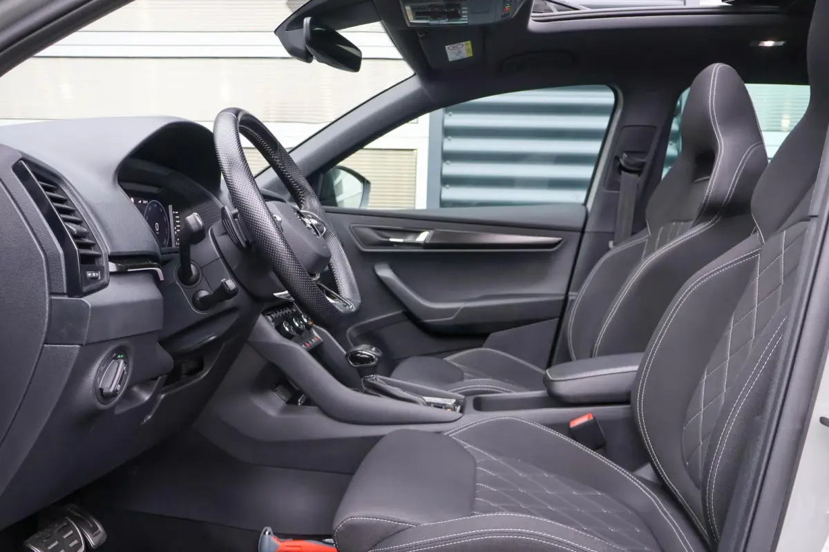 1.5 TSI 150pk DSG ACT Sportline Business | Panoramadak | Trekhaak | All Seasonbanden  | Stoelverwarming | Rondomzicht Camera | Keyless