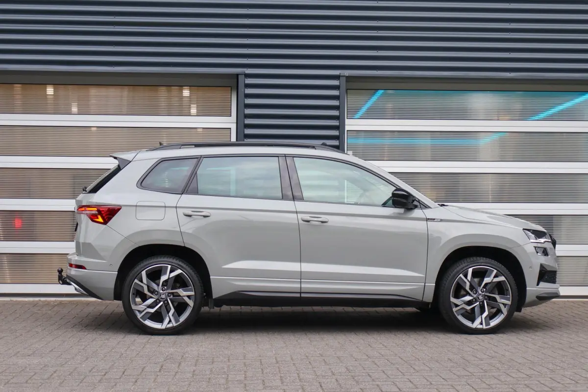 1.5 TSI 150pk DSG ACT Sportline Business | Panoramadak | Trekhaak | All Seasonbanden  | Stoelverwarming | Rondomzicht Camera | Keyless