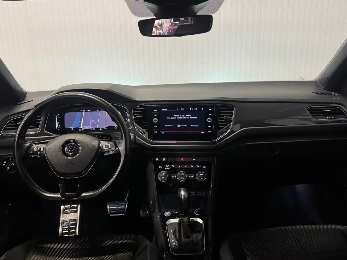 1.5 TSI Sport Business R | VIRTUAL DASH | CAMERA | CARPLAY