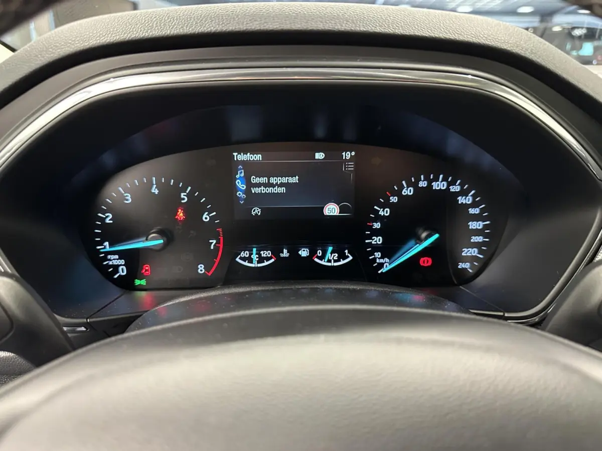 1.0 EcoBoost Titanium Business PANO TREKHAAK CRUISE NAVI CARPLAY ECC.