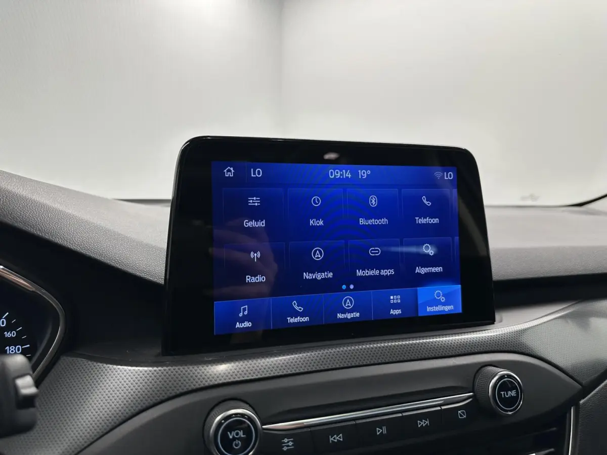1.0 EcoBoost Titanium Business PANO TREKHAAK CRUISE NAVI CARPLAY ECC.