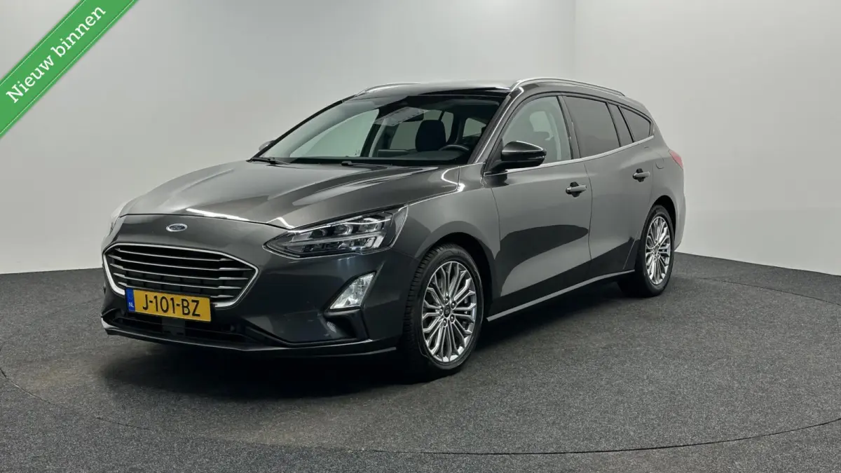 1.0 EcoBoost Titanium Business PANO TREKHAAK CRUISE NAVI CARPLAY ECC.