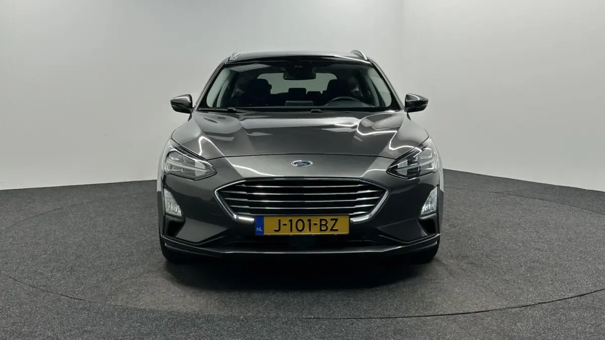 1.0 EcoBoost Titanium Business PANO TREKHAAK CRUISE NAVI CARPLAY ECC.