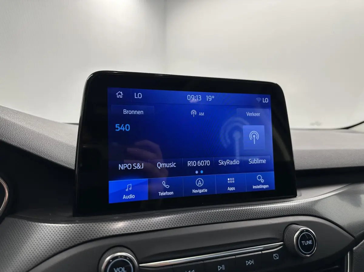 1.0 EcoBoost Titanium Business PANO TREKHAAK CRUISE NAVI CARPLAY ECC.