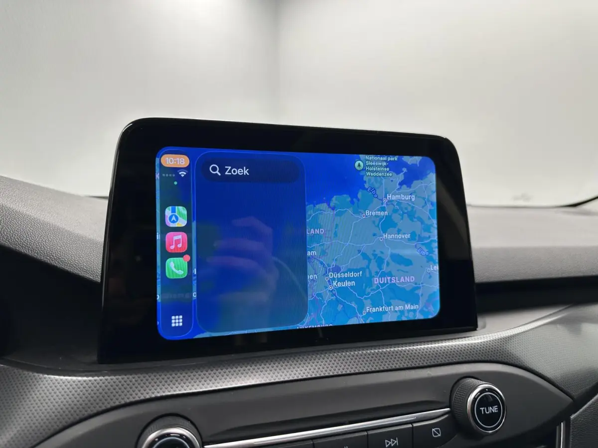 1.0 EcoBoost Titanium Business PANO TREKHAAK CRUISE NAVI CARPLAY ECC.
