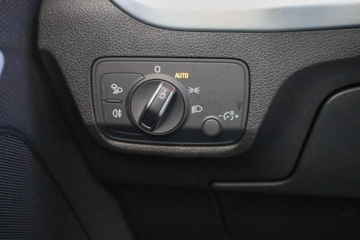 30 TFSI 110pk S Edition | S Line | DAB+ | Cruise Control | Smartphone Interface