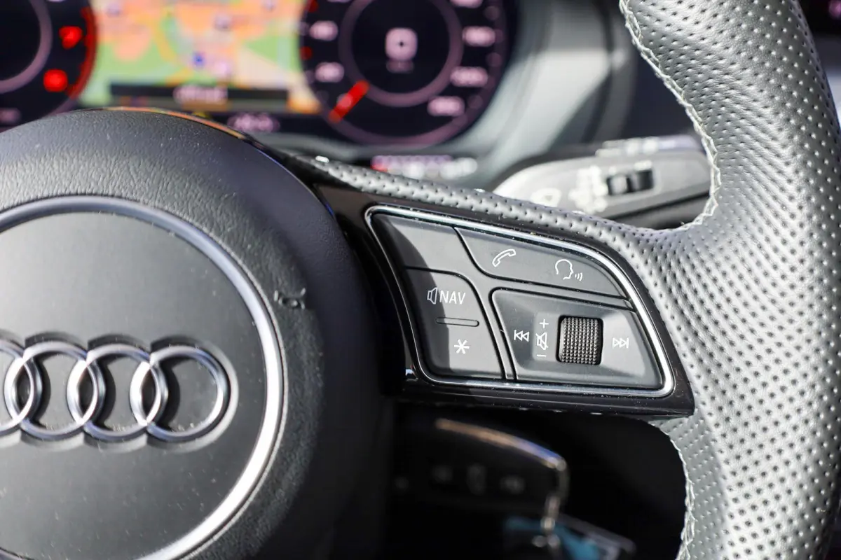 30 TFSI 110pk S Edition | S Line | DAB+ | Cruise Control | Smartphone Interface