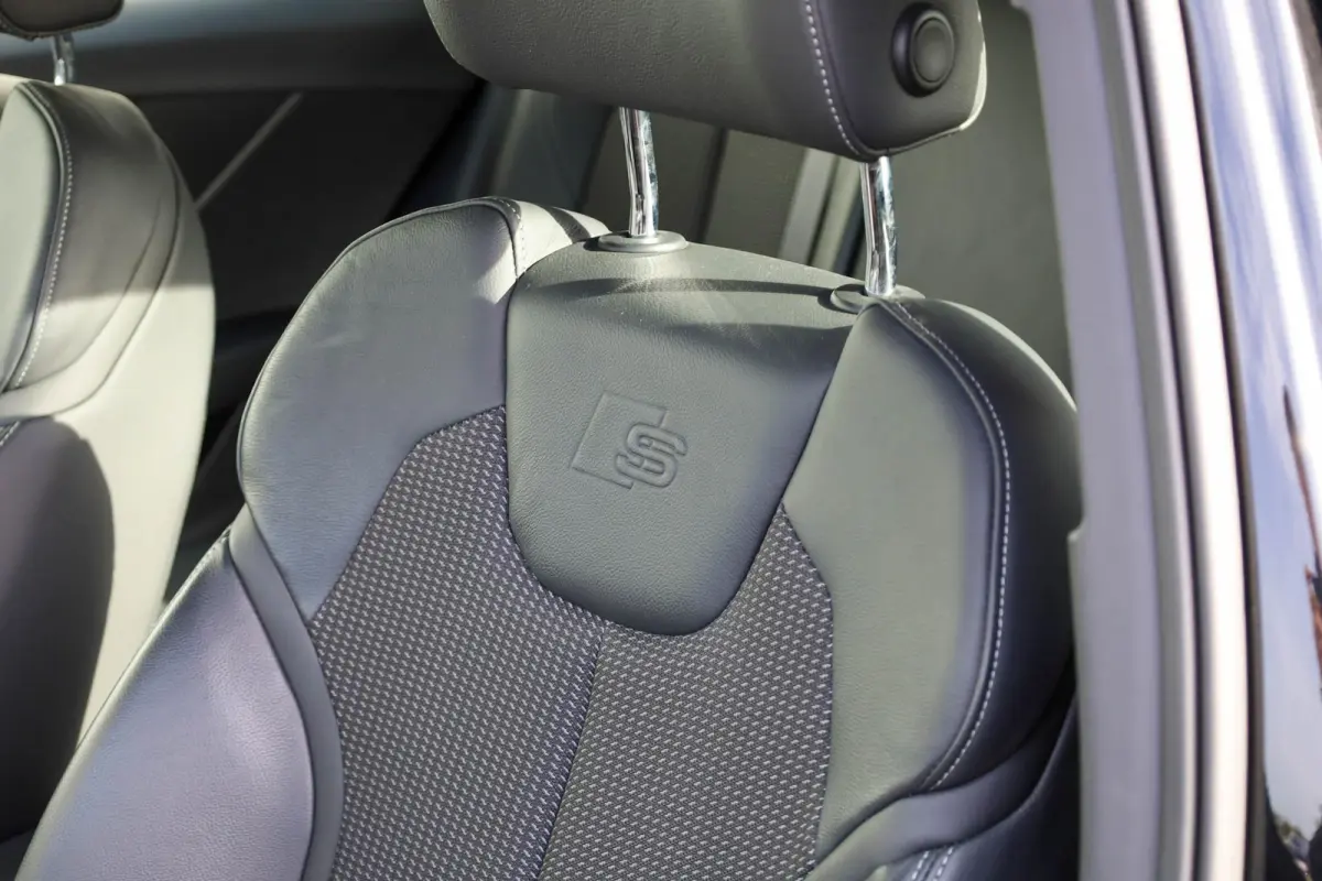 30 TFSI 110pk S Edition | S Line | DAB+ | Cruise Control | Smartphone Interface