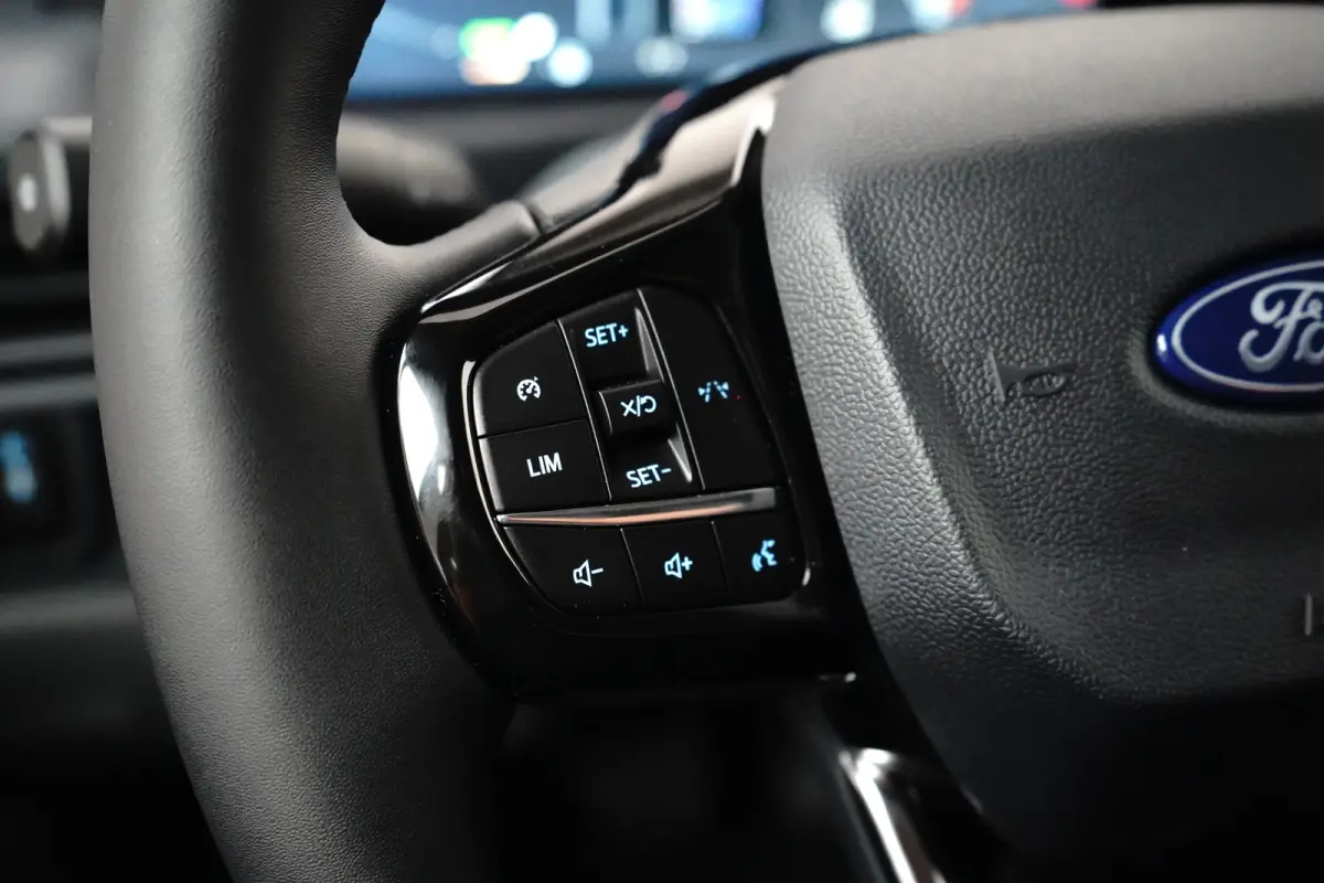 340 L2H1 Limited Dubbele schuifdeur | Apple Carplay en Android auto | Led verlichting | 3 - Zitplaatsen |