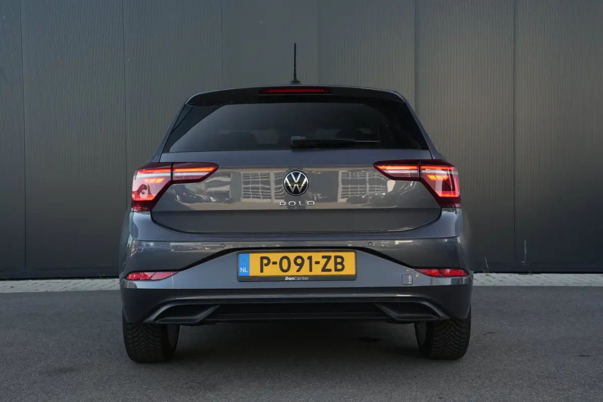 1.0 TSI 95pk Style | Apple Carplay | Adaptive Cruise | Carplay | PDC V+A |