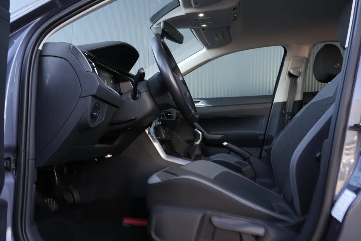 1.0 TSI 95pk Style | Apple Carplay | Adaptive Cruise | Carplay | PDC V+A |