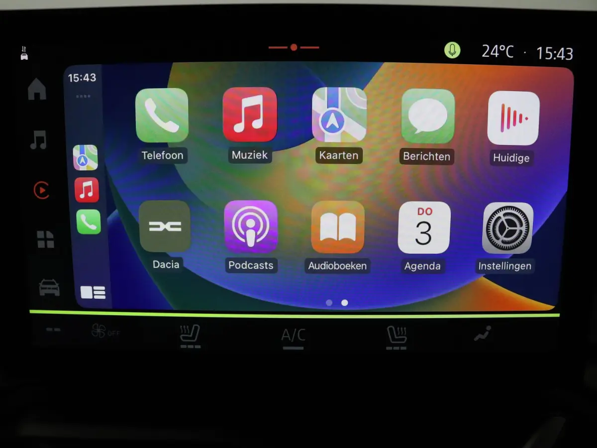 140pk Hybrid Journey Apple Carplay/Android Auto | Climate
