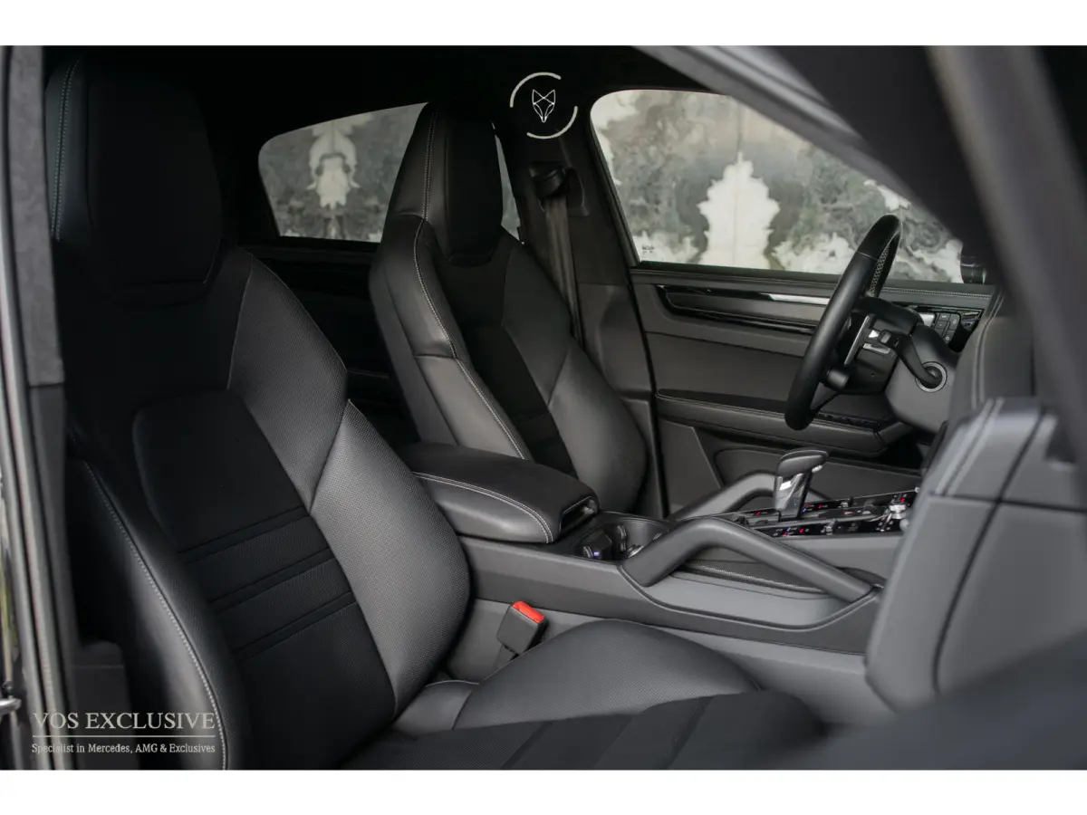 4.0 Turbo GT Carbon|Manufaktur|Ceramic|Burmester 3D|Stoelventilatie|18-voudig|Innodrive|Softclose|360°|Keyless|HUD|Approved t/m 06-08-2027|New service