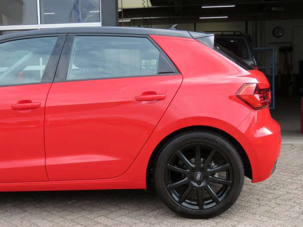 30 TFSI 110pk S-Tronic aut. / Leder / 17 Inch / Navi / Stoelverw. / BOVAG garantie