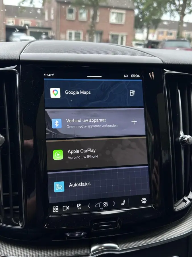 2.0 T8 Plug-in hybrid AWD Black Pano, Leer, Trekhaak, LM..