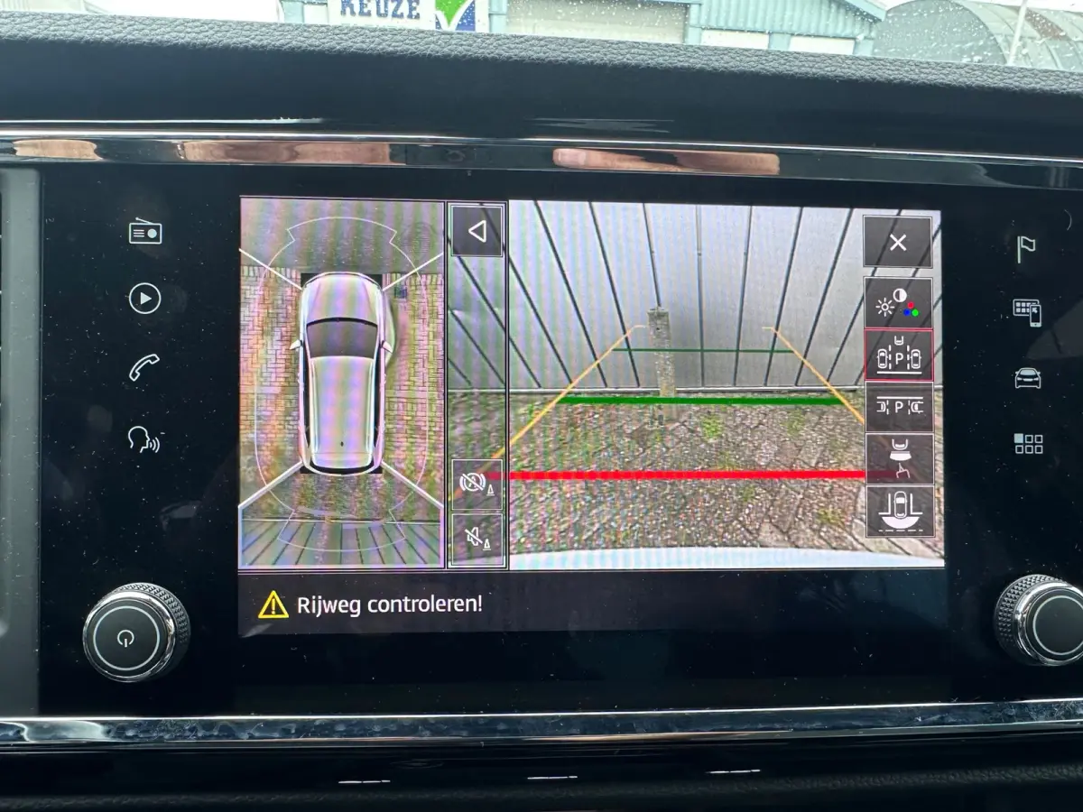 1.5 TSI FR Bus excl bpm btw ALCANTARA TREKHAAK DEALER OND EERSTE EIGENAAR